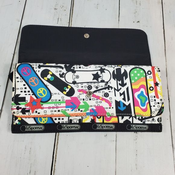 LeSportSac White Skateboard Long Flap Wallet Slim Multi Compartment Colorful GUC - Picture 9 of 16